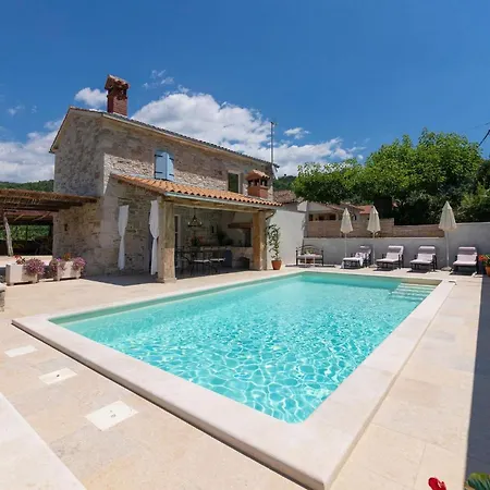 Holiday home Flego Motovun